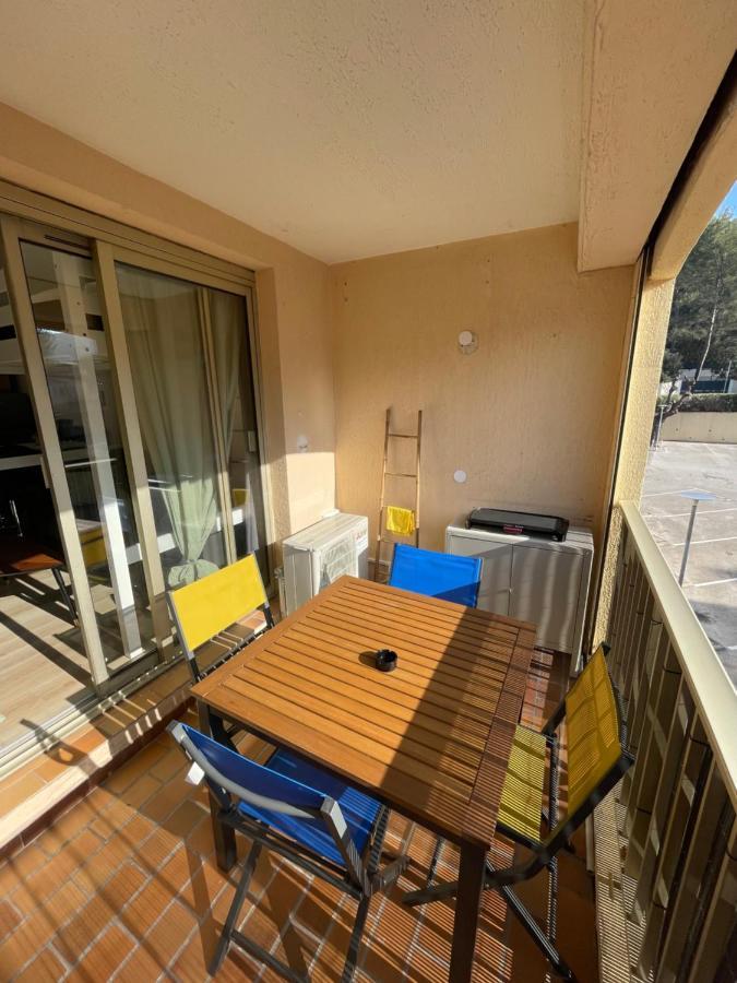 סנרי-סור-מר Studio Climatise Piscine Et Proche Plage מראה חיצוני תמונה